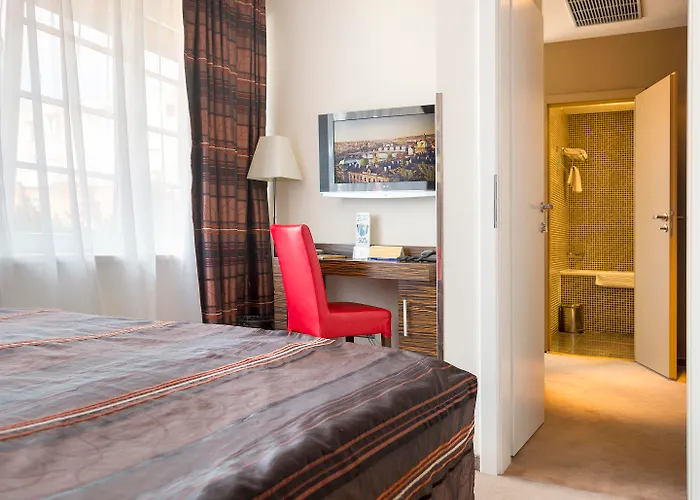 EA Hotel Crystal Palace